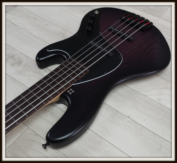 Preview: Sandberg California II TT5 passiv Fretless, Open Pore Violetburst